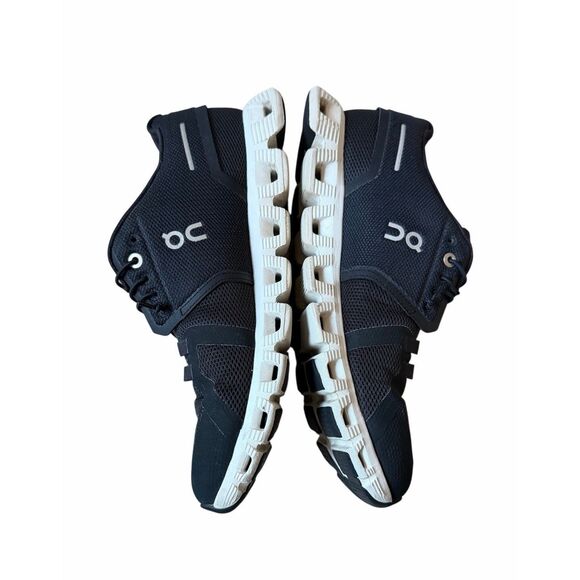 On Cloud Running Sneakers Black White size 8 - Picture 5 of 9
